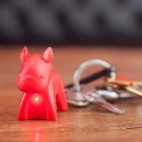 Privezak -pas za pronalaženje ključeva